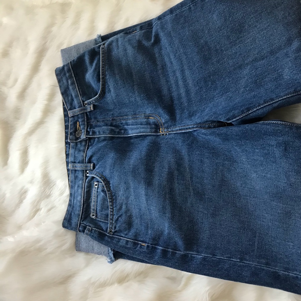 High wasted Mom jeans